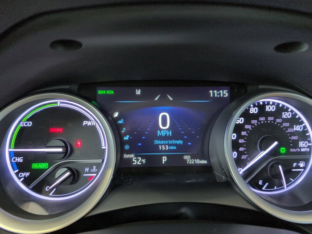 Used 2023 Toyota Camry XLE FWD image 15