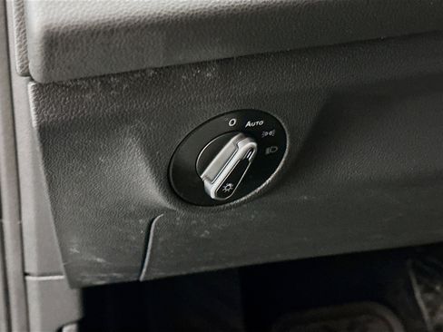 Used 2025 Volkswagen Jetta S image 17