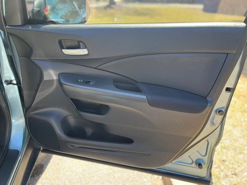 Used 2016 Honda CR-V SE image 25
