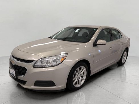 Used 2015 Chevrolet Malibu LT w/ Power Convenience Package FWD image 12