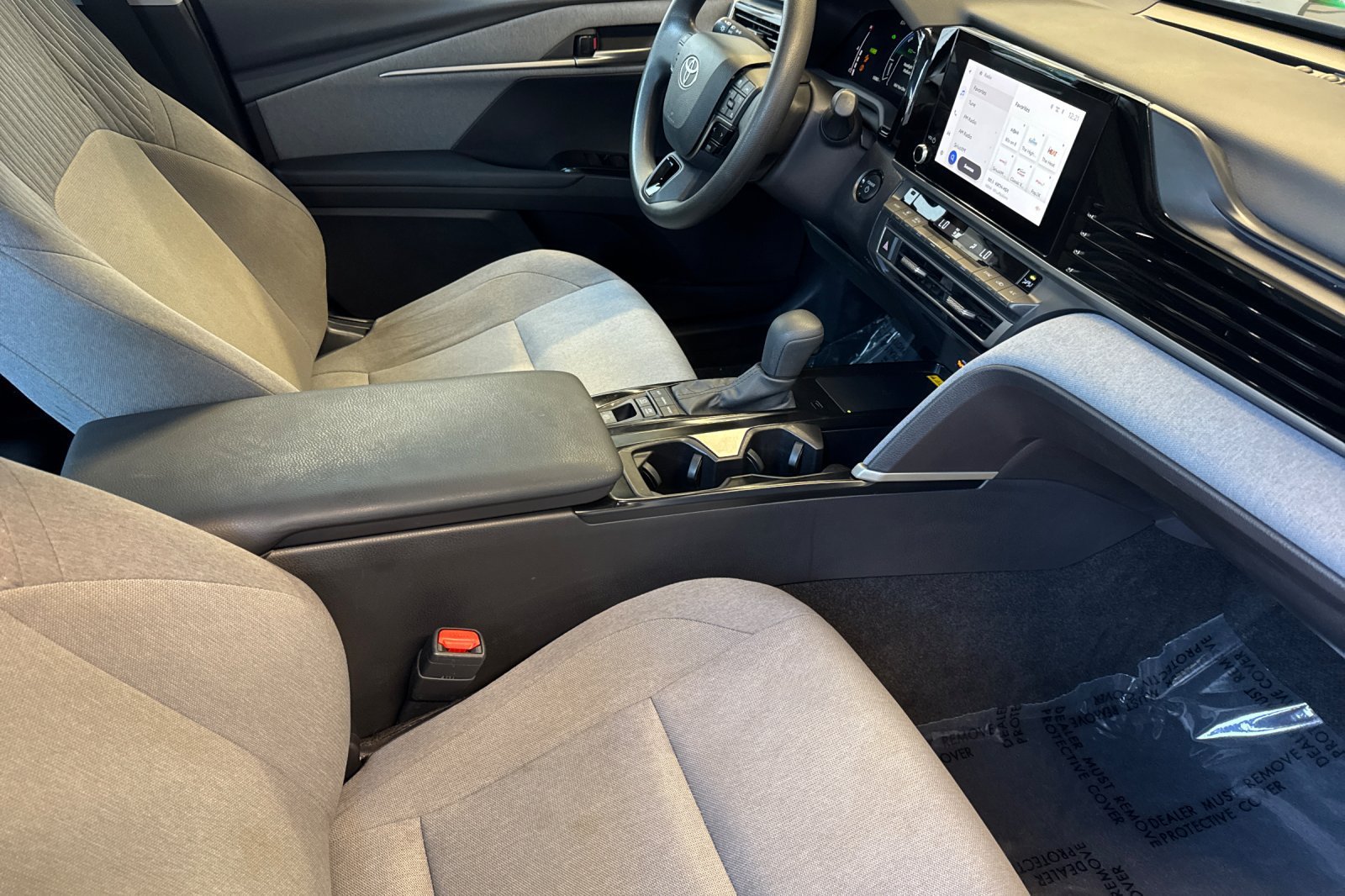 Used 2025 Toyota Camry LE FWD image 20
