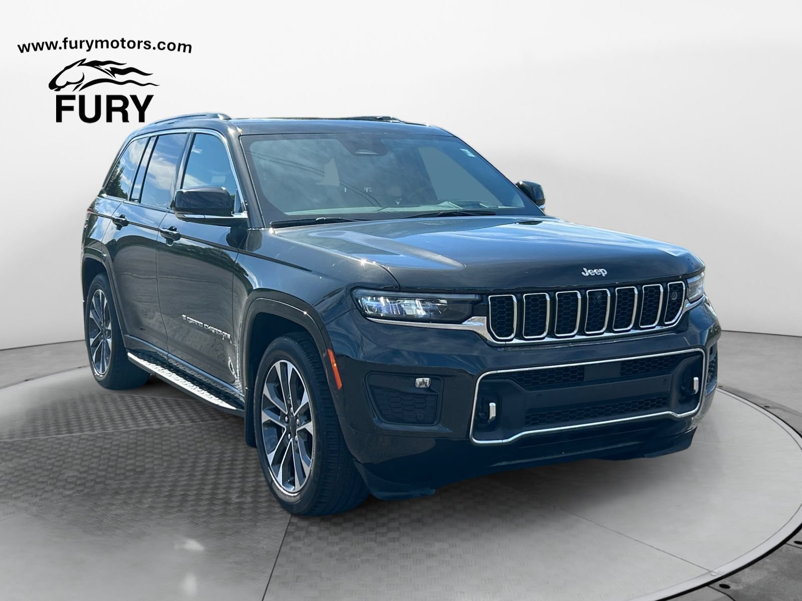 Used 2024 Jeep Grand Cherokee Overland w/ Adv Protech Group III AWD/4WD image 1