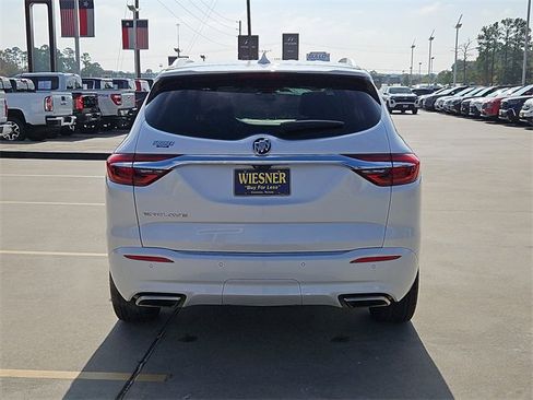 Used 2020 Buick Enclave Avenir w/ Avenir Technology Package image 12