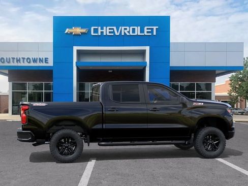 New 2026 Chevrolet Silverado 1500 Custom Trail Boss AWD/4WD image 5