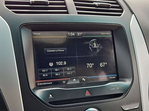 Used 2011 Ford Explorer XLT w/ 201A Rapid Spec Order Code FWD image 14