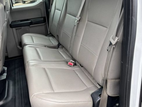 Used 2017 Ford F150 XL w/ Equipment Group 101A Mid AWD/4WD image 12
