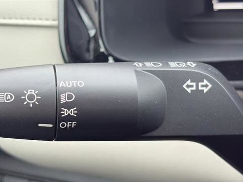 New 2026 Nissan Pathfinder SL AWD/4WD image 30