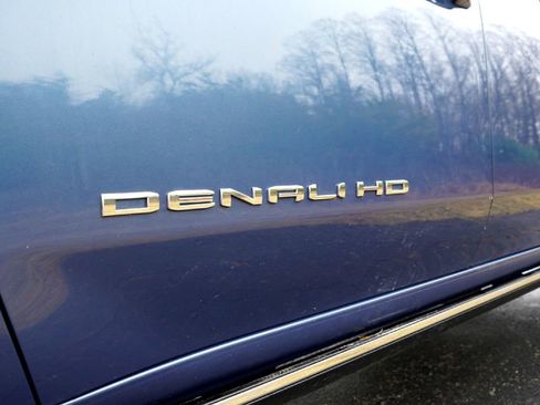 Used 2024 GMC Sierra 2500 Denali w/ Denali Reserve Package image 28