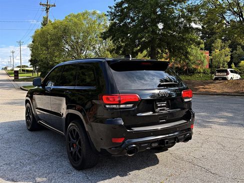 Used 2018 Jeep Grand Cherokee SRT AWD/4WD image 7