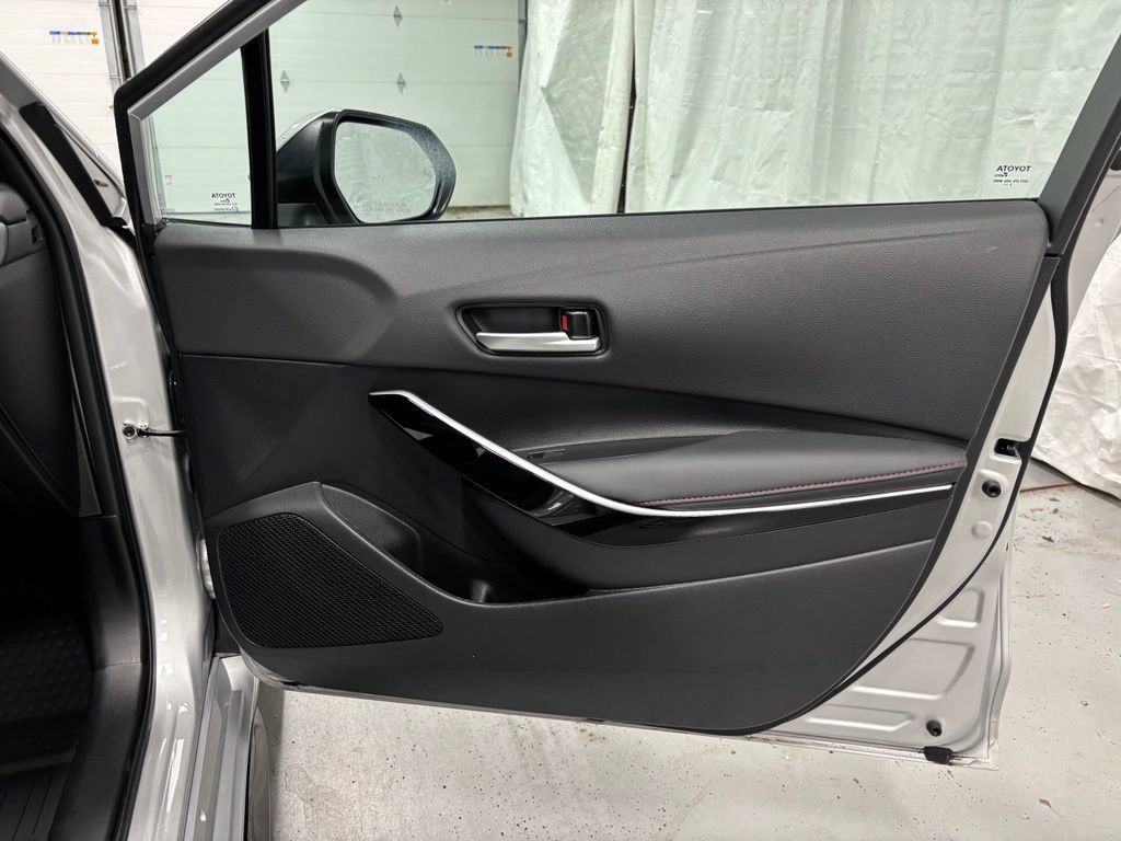 Used 2026 Toyota Corolla XSE FWD image 56
