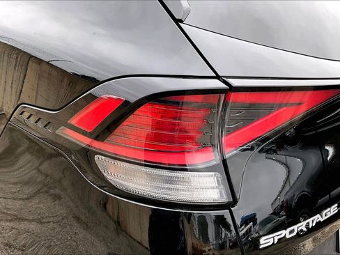 Used 2023 Kia Sportage X-Line w/ X-Line Premium Package image 27