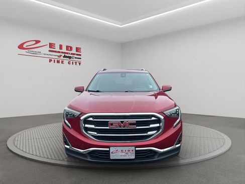 Used 2021 GMC Terrain SLT w/ Infotainment Package II AWD/4WD image 10