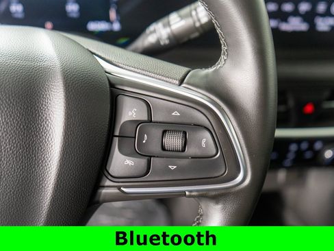 Used 2024 Buick Encore GX Sport Touring image 16