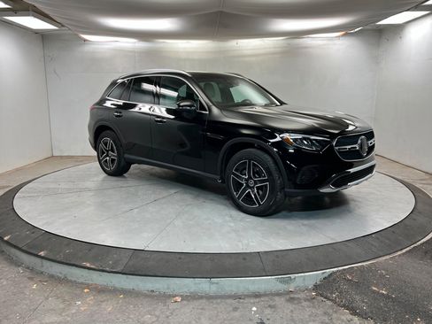 New 2026 Mercedes-Benz GLC 300 4MATIC image 7