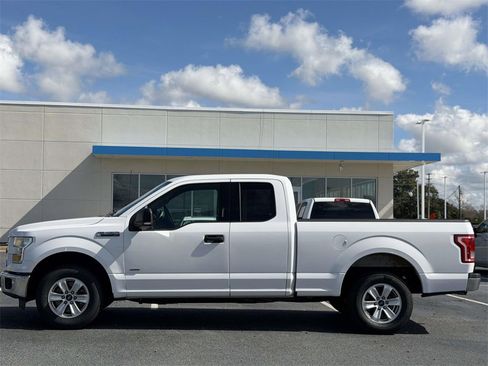 Used 2015 Ford F150 XLT w/ Equipment Group 301A Mid image 7