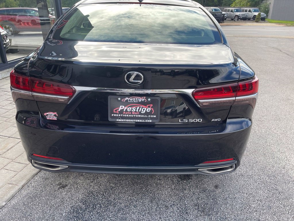 Used 2018 Lexus LS 500 AWD w/ Accessory Package (Z2) image 8