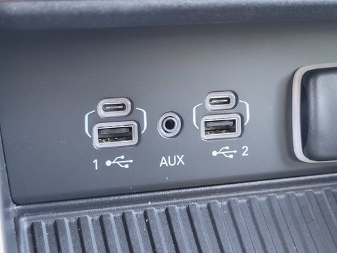 New 2026 Jeep Grand Cherokee Altitude AWD/4WD image 13
