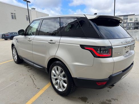 Used 2016 Land Rover Range Rover Sport HSE image 5