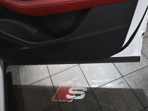 Used 2023 Audi SQ7 Prestige image 23