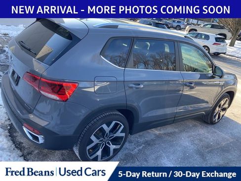 Used 2023 Volkswagen Taos SEL image 6