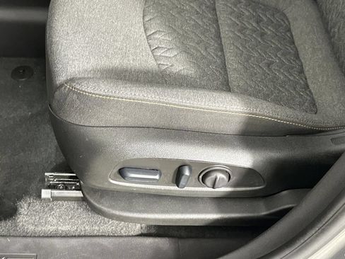 Used 2024 Chevrolet Equinox LT AWD/4WD image 12