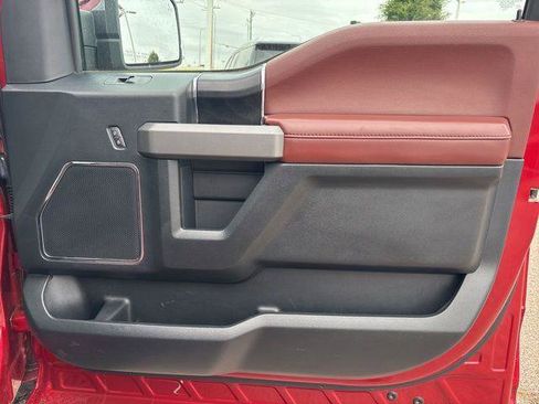 Used 2020 Ford F150 Platinum w/ Equipment Group 701A Luxury AWD/4WD image 13