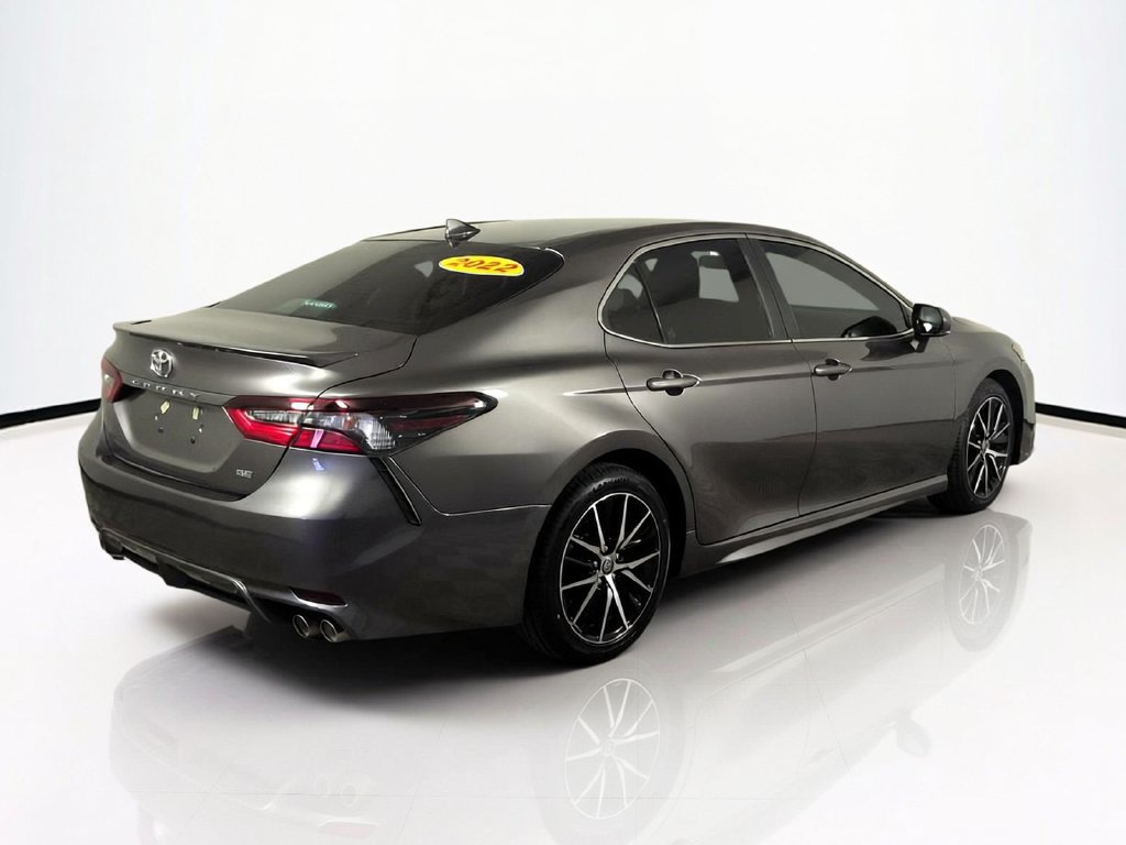 Used 2022 Toyota Camry SE FWD image 6