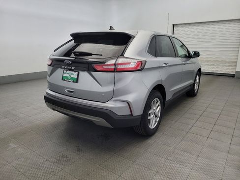 Used 2023 Ford Edge SEL image 9