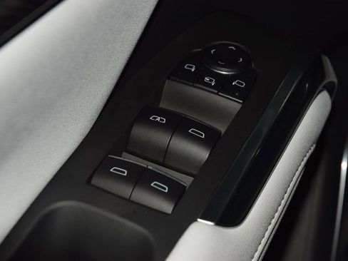 Used 2025 Chevrolet Traverse High Country image 48