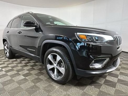 Used 2020 Jeep Cherokee Limited AWD/4WD image 2