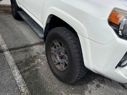 Used 2016 Toyota 4Runner TRD Pro AWD/4WD image 4