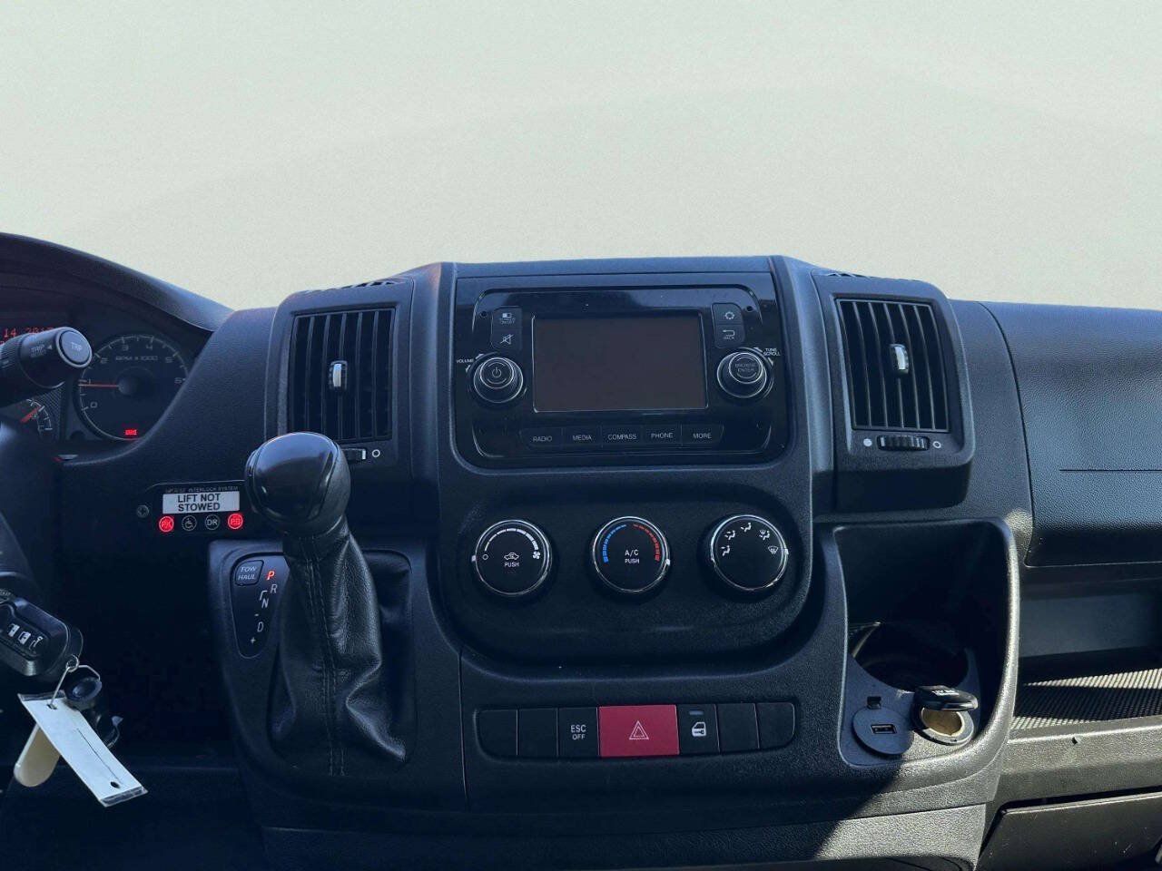 Used 2018 RAM ProMaster 1500 FWD image 25