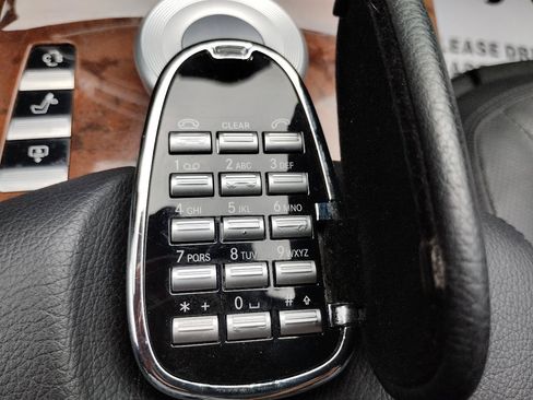 Used 2010 Mercedes-Benz S 550 4MATIC image 29