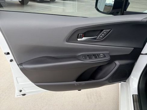 Used 2025 Toyota Prius Limited w/ Limited Premium Package FWD image 9