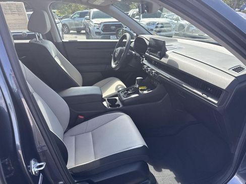 Certified 2024 Honda CR-V EX image 30