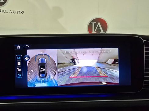 Used 2025 Mercedes-Benz GLE 350 4MATIC image 15