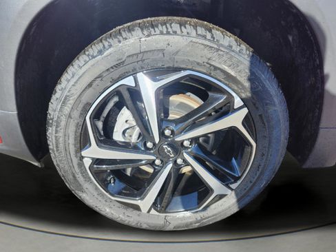 Used 2022 Chevrolet TrailBlazer RS image 30