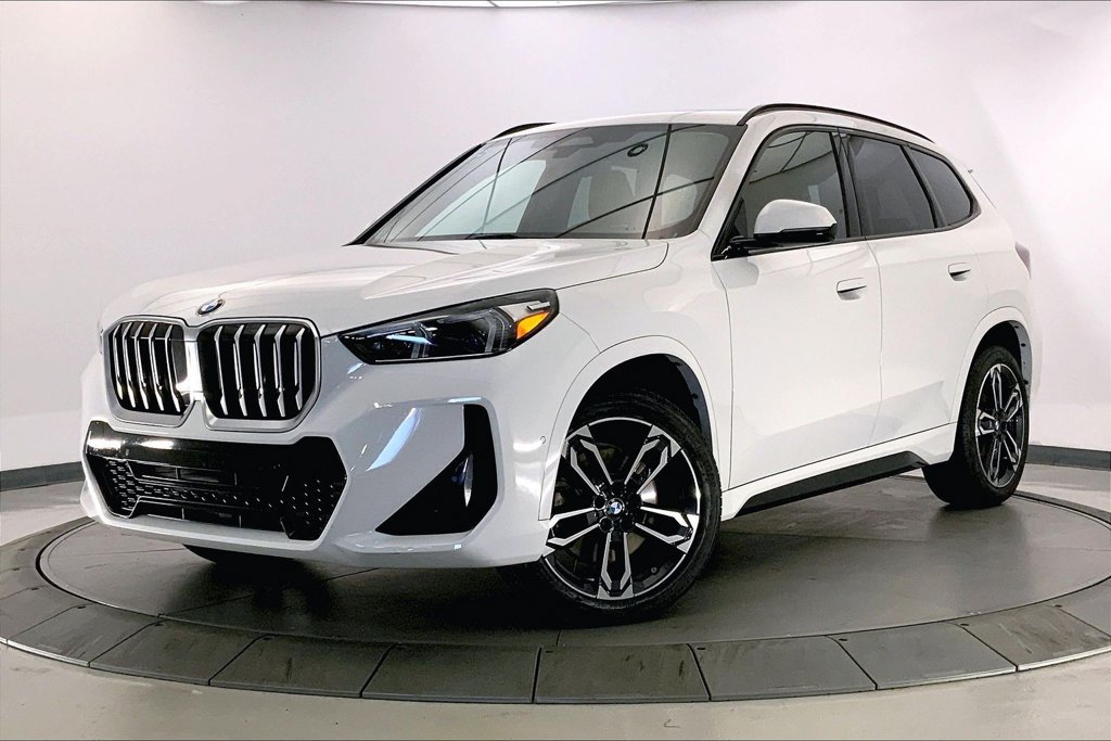 Certified 2023 BMW X1 xDrive28i w/ M Sport Package AWD/4WD image 11