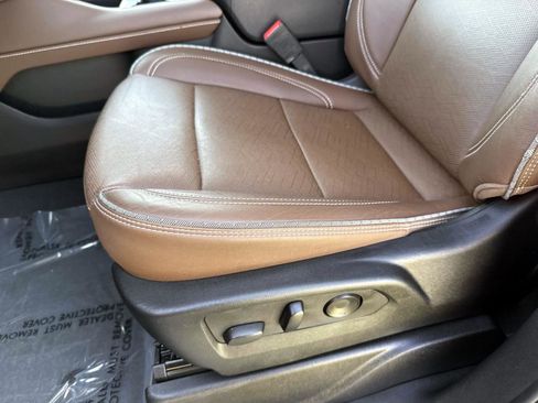 Used 2024 Chevrolet Tahoe High Country AWD/4WD image 24