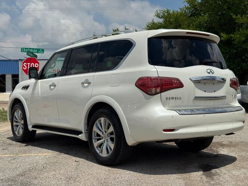 Used 2017 INFINITI QX80 2WD w/ Driver Assistance Package image 4