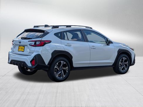 Used 2025 Subaru Crosstrek 2.5i Premium AWD/4WD image 7