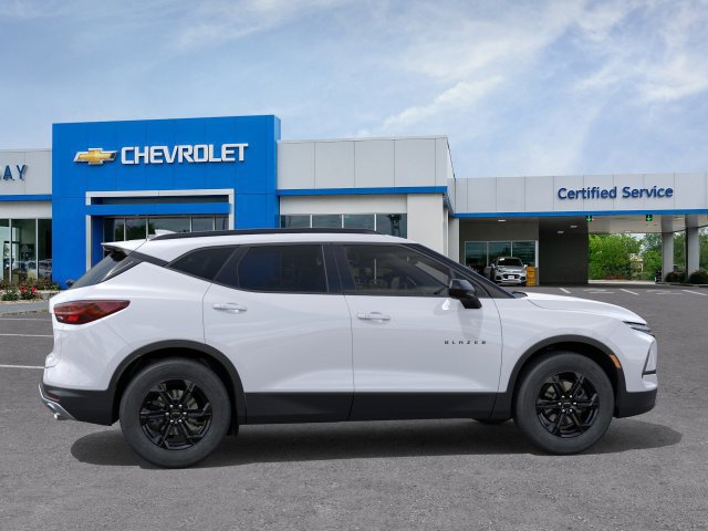 New 2026 Chevrolet Blazer LT w/ Midnight/Sport Edition FWD image 5