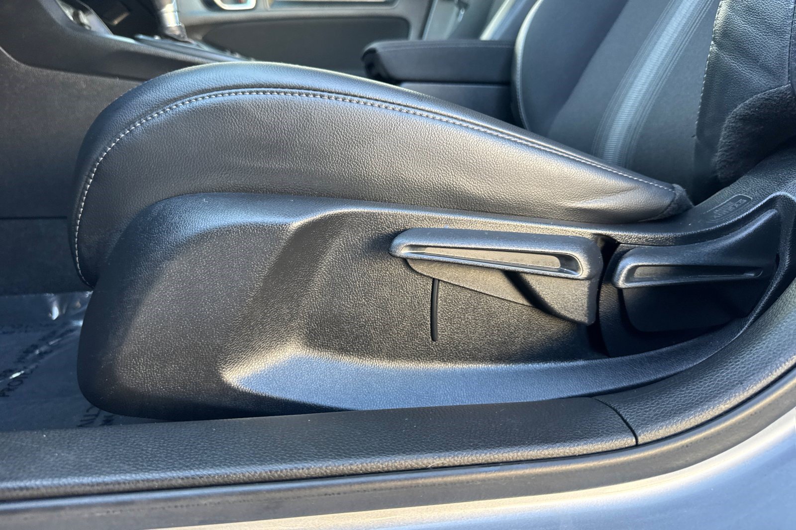 Used 2023 Honda Civic Sport image 15