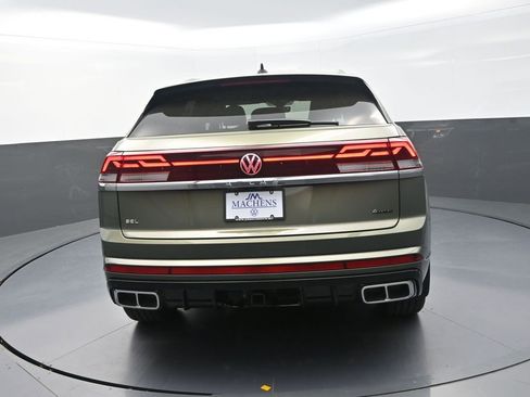 New 2026 Volkswagen Atlas Cross Sport SEL Premium R-Line AWD/4WD image 9