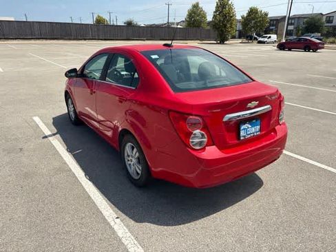 Used 2015 Chevrolet Sonic LT FWD image 3