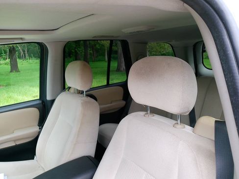 Used 2007 Chevrolet TrailBlazer LS AWD/4WD image 13