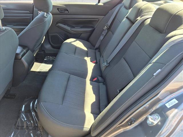 Used 2025 Nissan Altima 2.5 SV FWD image 24