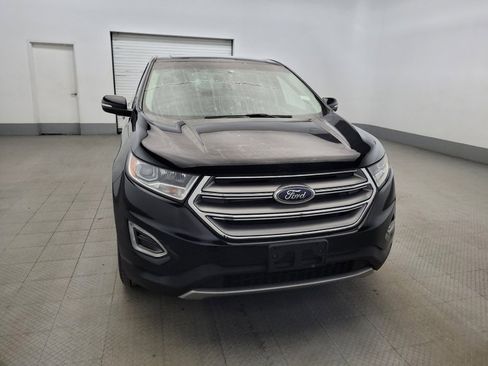 Used 2017 Ford Edge Titanium w/ Technology Package AWD/4WD image 14