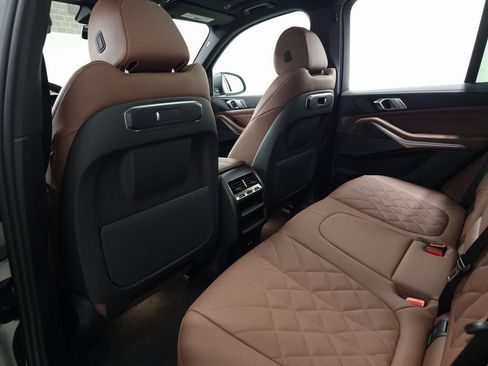 Used 2026 BMW X5 xDrive40i image 32