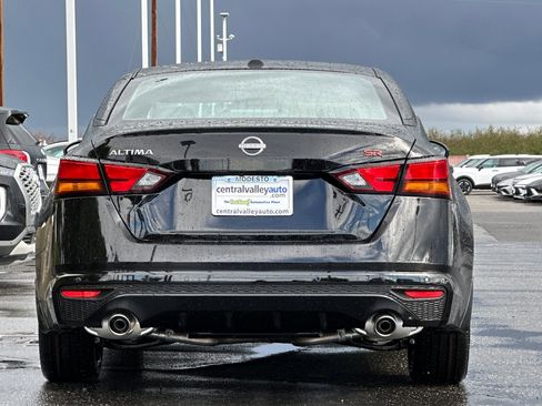New 2025 Nissan Altima 2.5 SR image 5